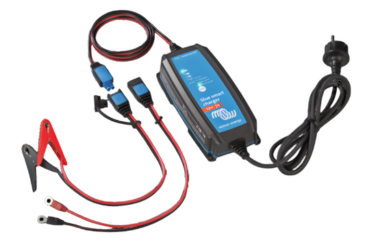 BLUE SMART IP65 12V 7A BATTERY CHARGER