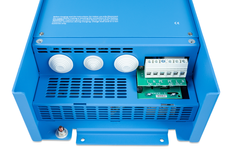 MULTIPLUS COMPACT 24/2000/50-30 230V VE.BUS