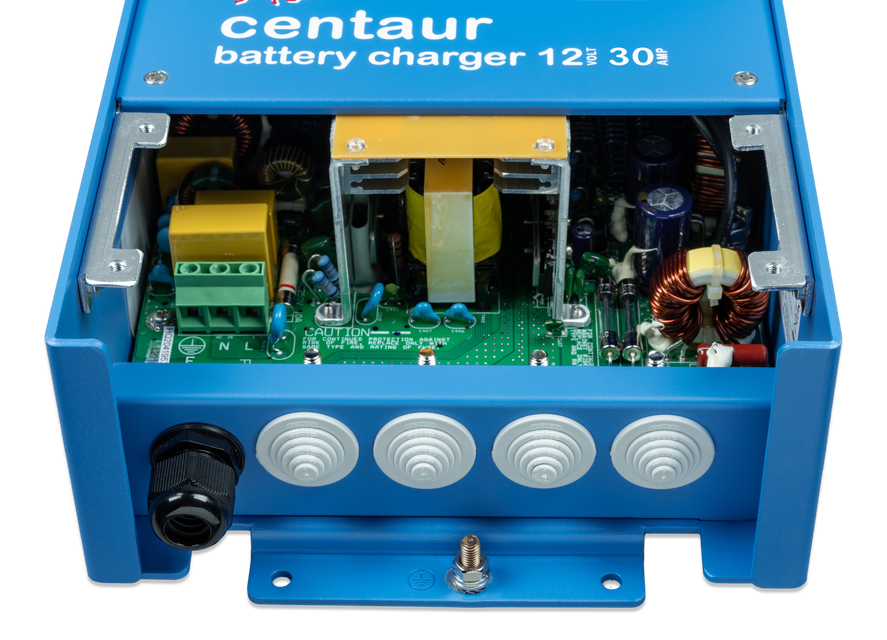 CENTAUR CHARGER 12V/20A (3) 240V
