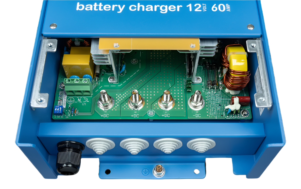 CENTAUR CHARGER 12V/50A (3) 240V
