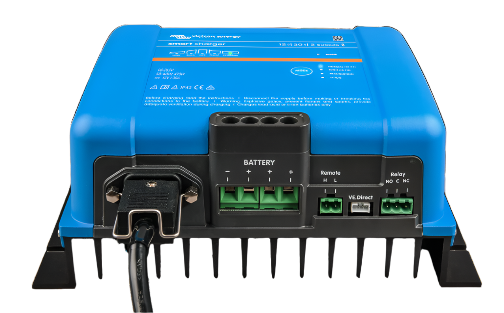 PHOENIX SMART IP43 CHARGER 12V/30A (3) 230V