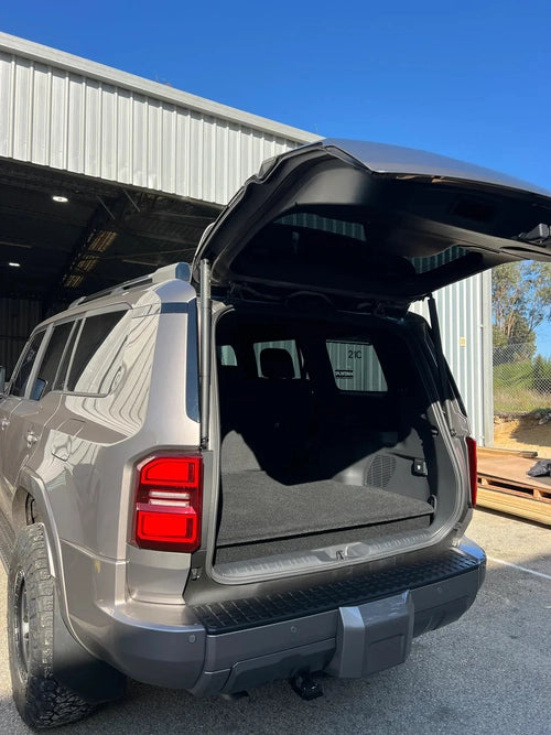 THUMPER BATTERY HUB + SPLINTER FALSE FLOOR - 250 PRADO