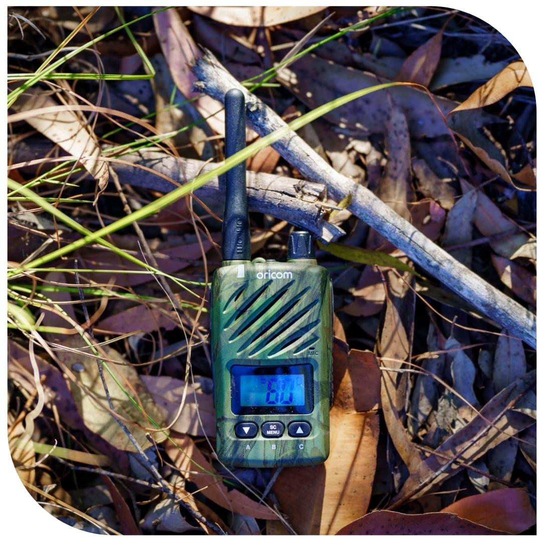 ULTRA550 IP67 5 WATT HANDHELD UHF CB RADIO - CAMO