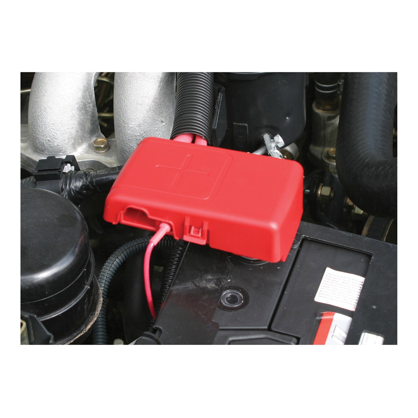 FUSED BATTERY DISTRIBUTION TERMINAL