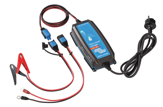 BLUE SMART IP65 12V 4A BATTERY CHARGER