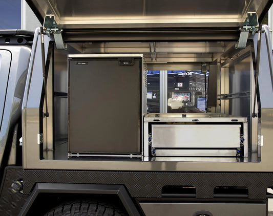 BUSHMAN DC130-X + FRIDGE BOX PACKAGE