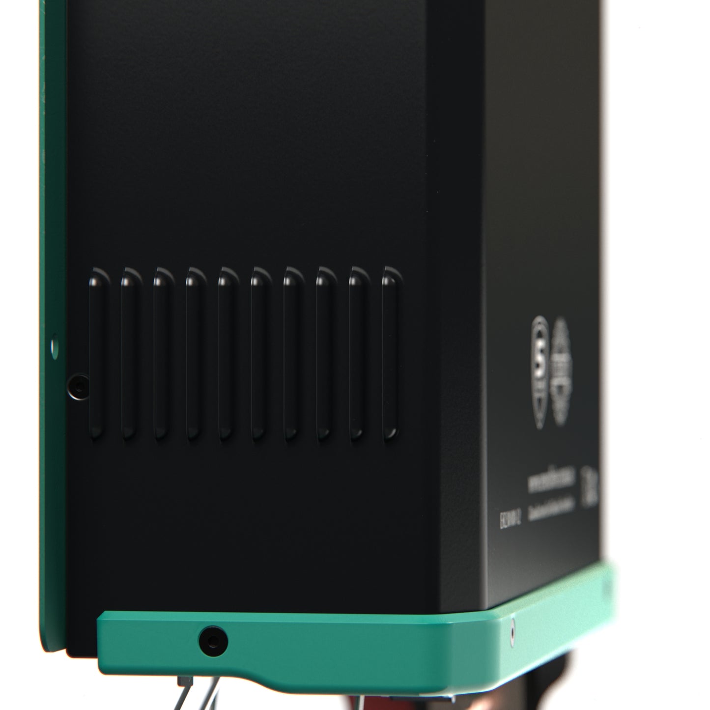 Enerdrive 3000 Watt Inverter / Chargre