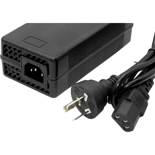 THUMPER LiFePO4 240V 10A BATTERY CHARGER