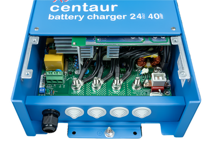 CENTAUR CHARGER 24/40 (3) 120-240V