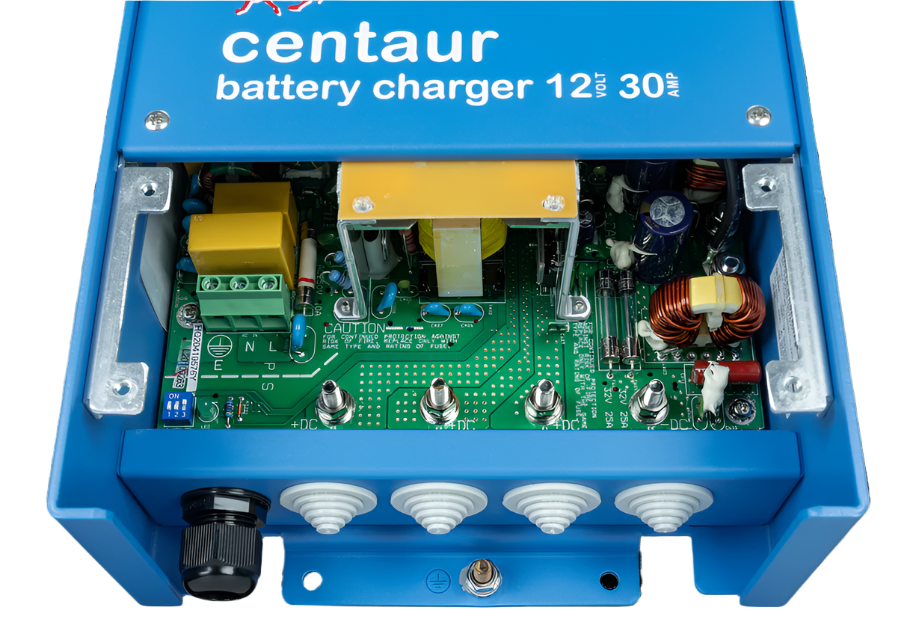 CENTAUR CHARGER 12V/20A (3) 240V