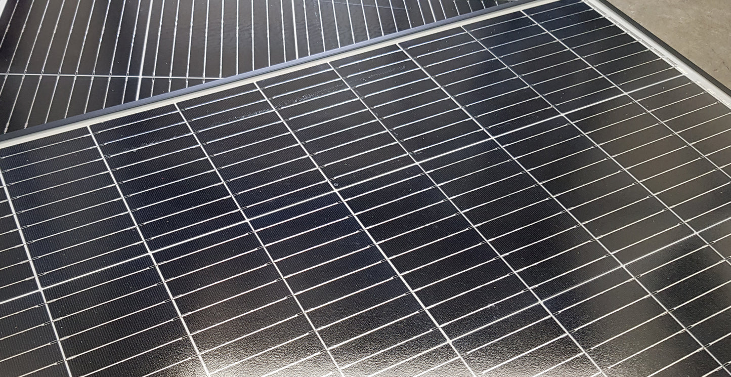 HORIZON 70W (NARROW) FIXED SOLAR PANELS