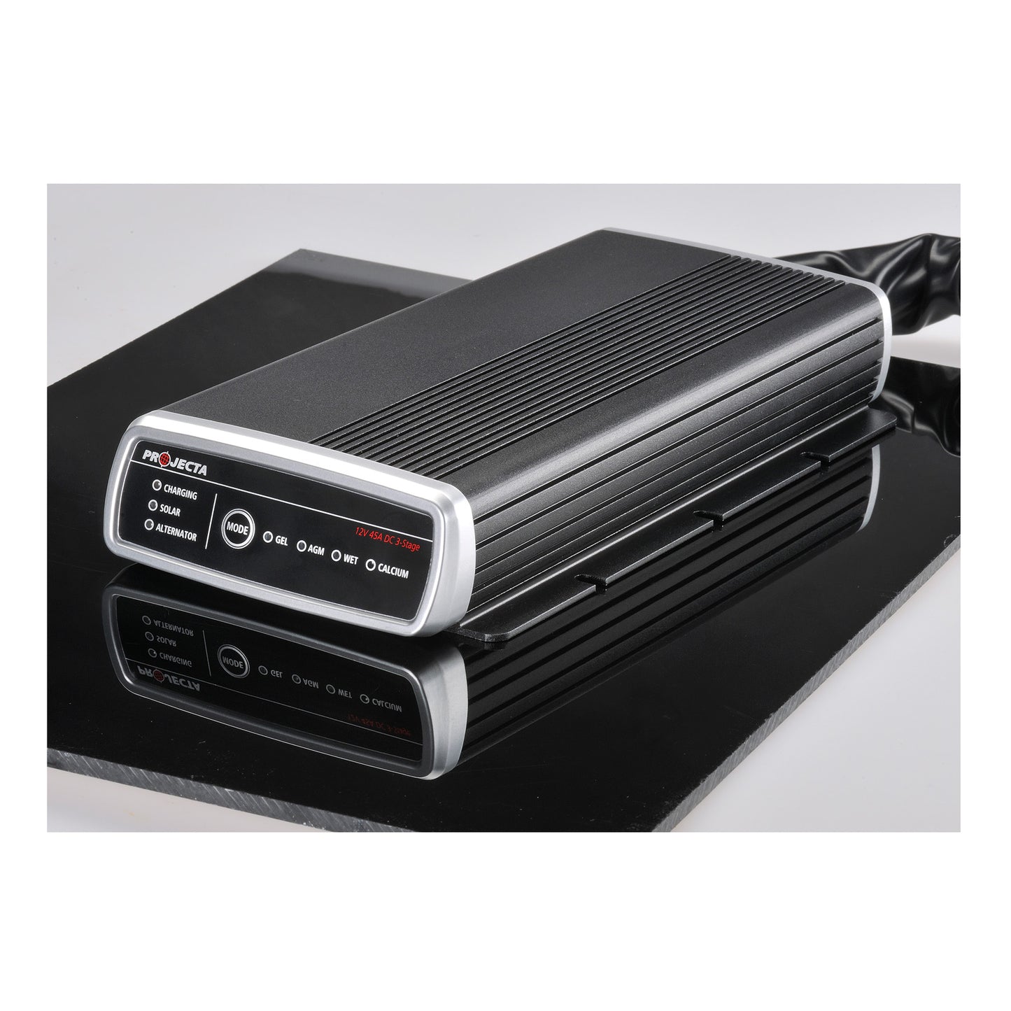 DEEP CYCLE 45A 3 STAGE DC-DC BATTERY CHARGER