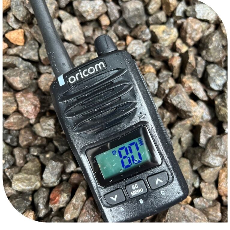 DTX600 IP67 5 WATT HANDHELD UHF CB RADIO