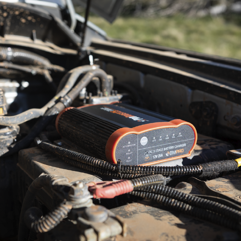 PROBOOST25 12V 25A DC-DC CHARGER + SOLAR