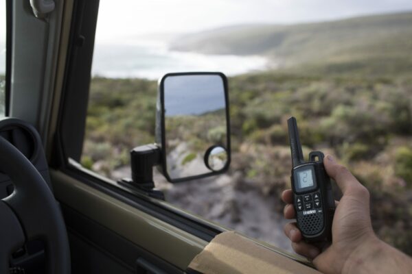 UH615 1.5W HANDHELD UHF CB RADIO TWIN PACK