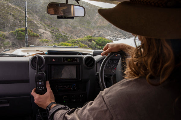 XTRAK 50 Smart 5W UHF Handheld Radio | OLED & Instant Replay